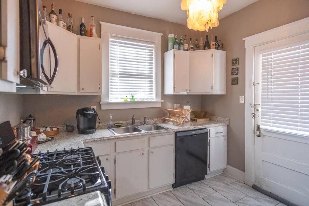 דירות ממפיס Midtown Bohemian Retreat מראה חיצוני תמונה